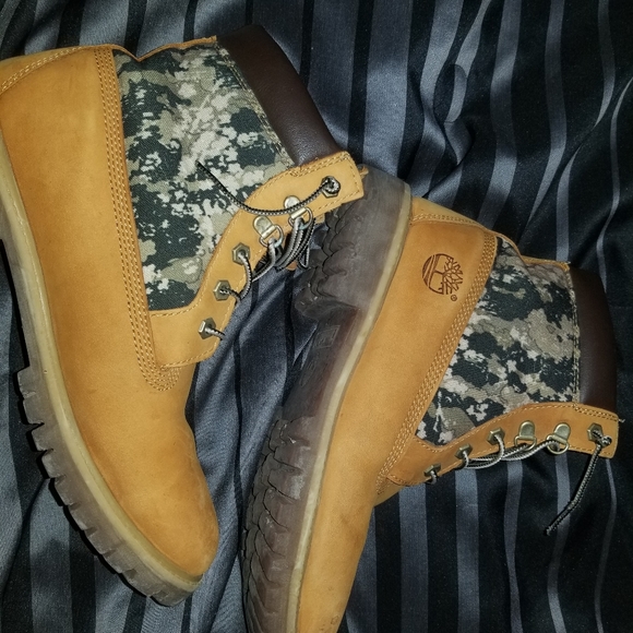 Timberlands camo print - Picture 4 of 5